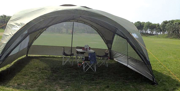 What kind of tents are prepared for tourism?